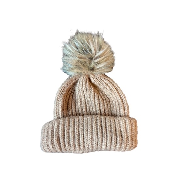 TOPSHOP Knit Cuffed Faux Fur Pom Beanie Blush Colored Women's O/S - Picture 1 of 12